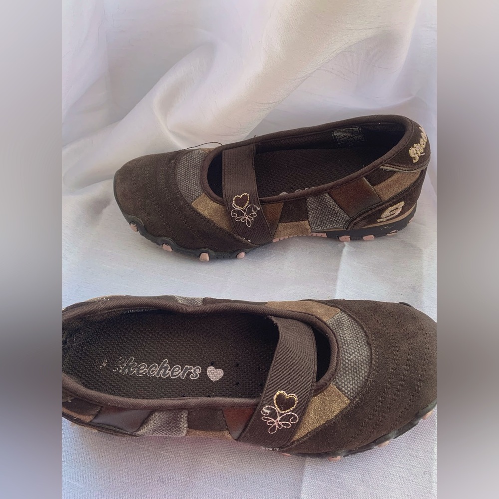Sketchers slid on kids shoes